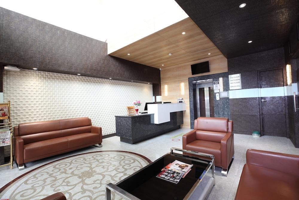 Pinnacle By Click Hotels, Lucknow Exteriör bild